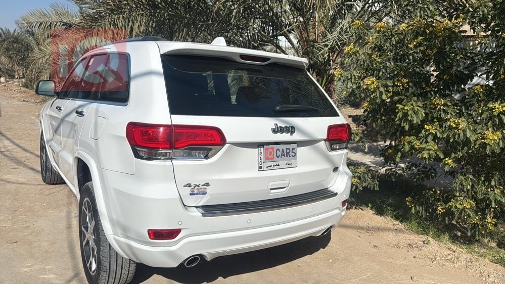 جيب جراند شيروكي